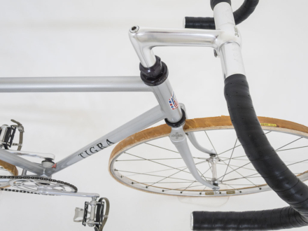 Tigra Pista Comepre Titanium 1975