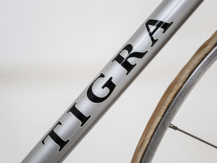 Tigra Pista Comepre Titanium 1975