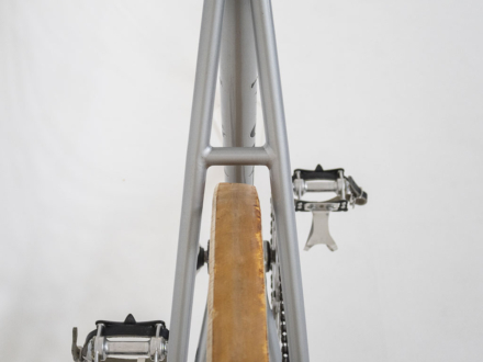 Tigra Pista Comepre Titanium 1975