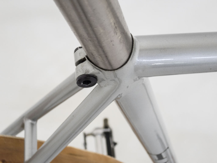 Tigra Pista Comepre Titanium 1975