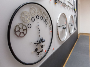 Cinelli Gazzetta della Strada installation